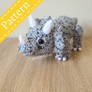 Triceratops crochet pattern - PDF file - beginner friendly