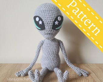 Alien crochet pattern - PDF file