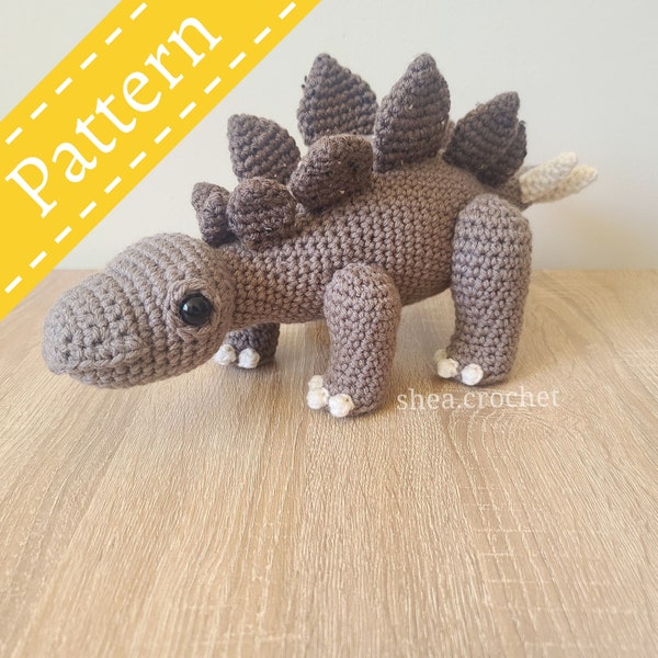 Stegosaurus crochet pattern - PDF file - dinosaur