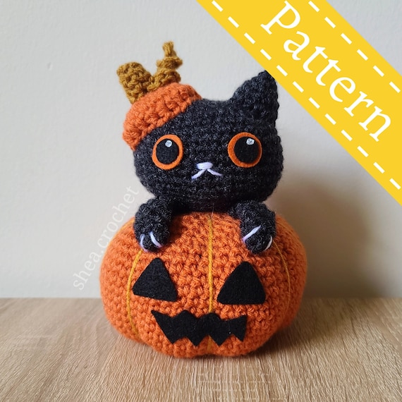 Morticia Pumpkin Cat Crochet Pattern - PDF File - Beginner
