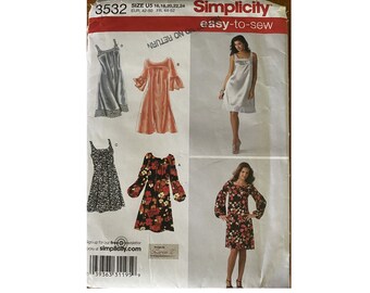 Simplicity 3532 Nightgown or Dress Pattern - US Size 16-24, Europe 42-50, Fr 44-52 Plus Size Uncut Pattern