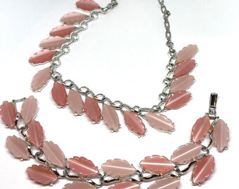 Stunning Duo Pink,  Leaf Thermoset Necklace and Bracelet - Demi Parure, Vintage, 1960s