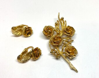 Coro Signed Vintage Floral Brooch, 1950s's Large, Elegance, Mid Century Modern Treasure with earrings