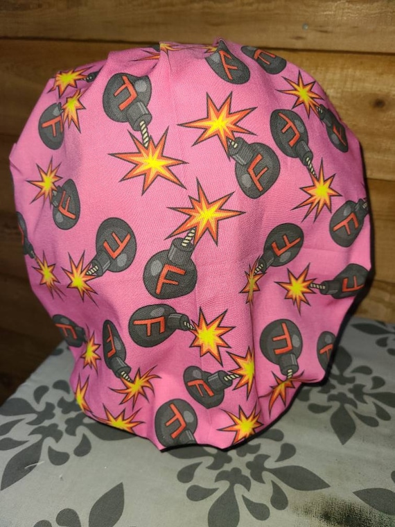 Red Supreme/LV bonnet