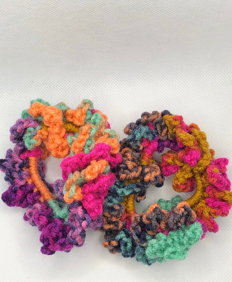 Gift For Friend Acrylic Hair Scrunchies Birthday Gift Woman Hair Accessories Crochet Elastic Hair Scrunchies Cactus Flower