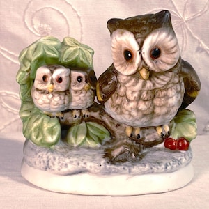 Vintage HOMCO Porcelain Owl and Owlets Figurine Woodland Owl Figurine