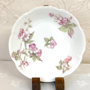 Antique Haviland & Co Limoges France Porcelain Pink Floral Berry Bowl 1894-1931 Wild Roses Chateaucore Trinket Dish Scalloped Embossed Rim