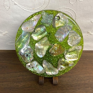 Vintage California Abalone Shell Green Glitter Trivet: Lucite Acrylic