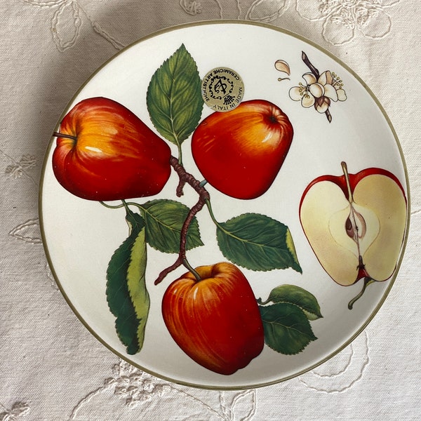 Vintage Italian Decorative Apple Plate by CLS Riales Ceramics Ceramiche Artistiche Italy