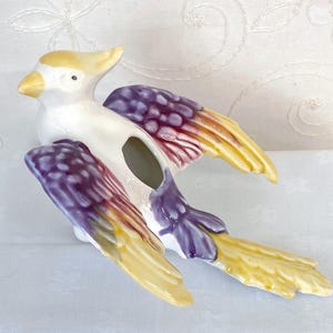 Vintage Ceramic Bird Indoor Planter: Morton Pottery Wall Pocket