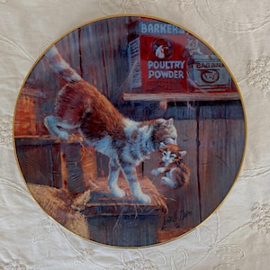 Vintage Barn Cat and Kitten Plate: 1982 On the Move by Lowell Davis