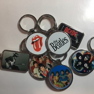 Keychain, Metal Keychain, Key Fob, Round Keychain, Decorative Keychain, Rock N Roll Keychain, Rock Keychain, Music Keychain