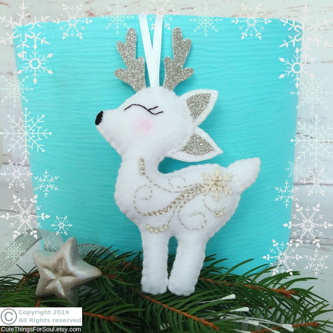 Personalized Deer Сhristmas Ornament Felt Deer Decoration Christmas Tree Gold and Silver