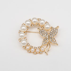 W2 Vintage Chanel CC Brooch With Crystals. Must Have Classic -  UK