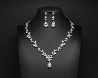 Set di gioielli da sposa con strass scintillanti Chocker collane