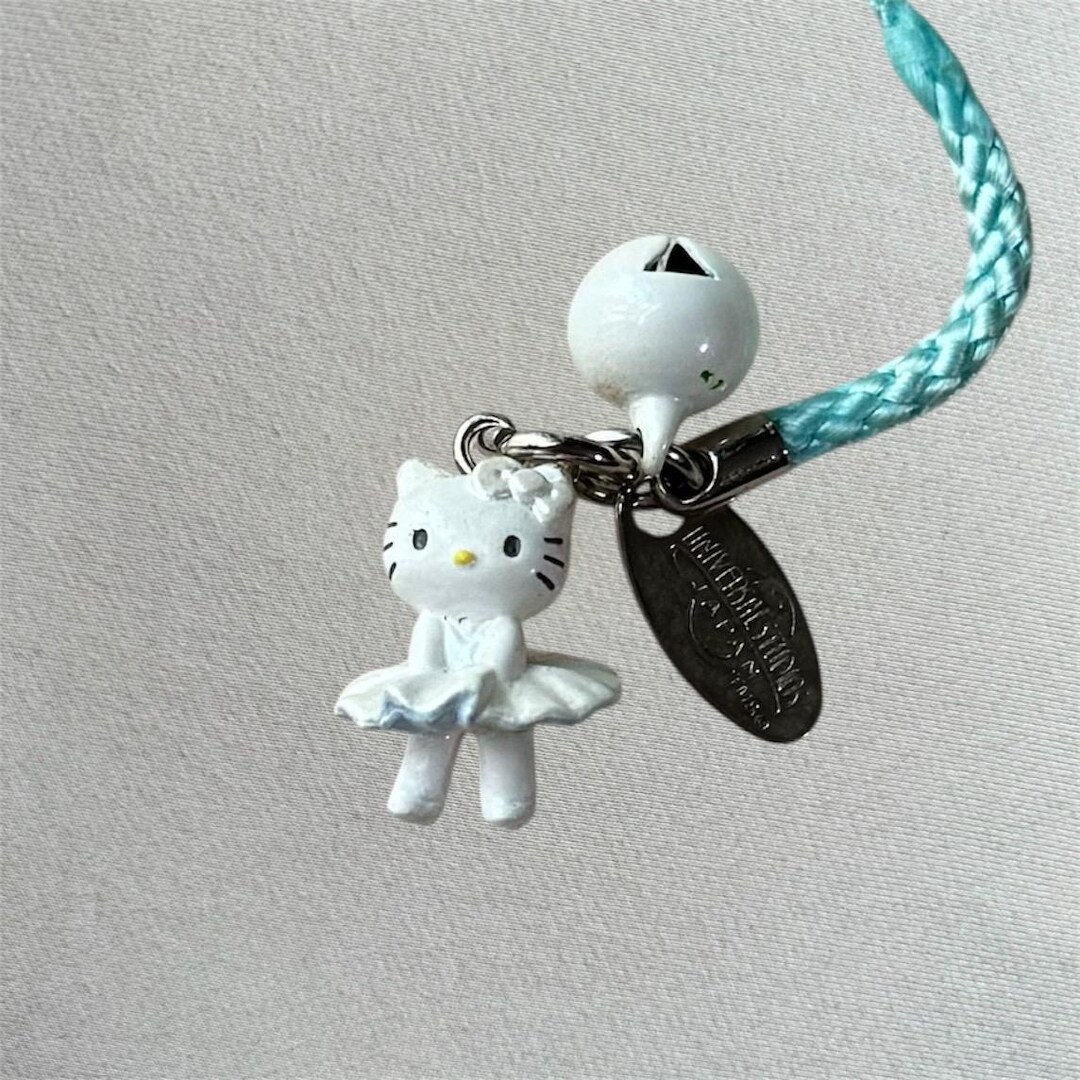 usj ハローキティ マリリンモンロー キーホルダー Hello Kitty Marilyn Monroe White Dress USJ Charm Keychain - Etsy