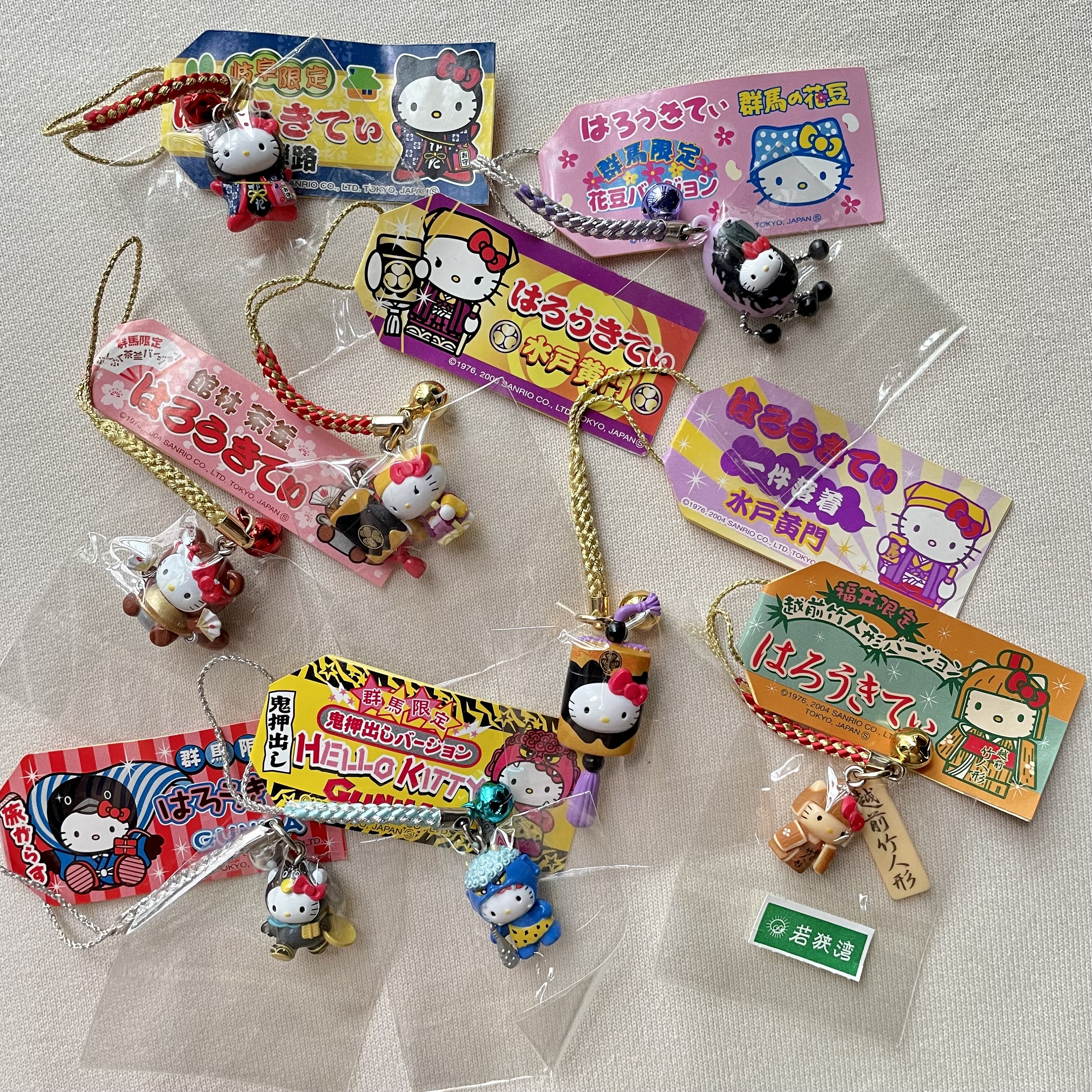 Hello Kitty Vintage Gotochi - Uncommon Mixture of Kitty Charm Phone Straps