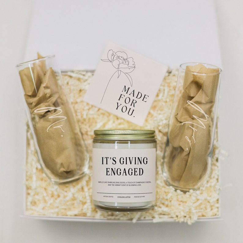 Personalized Engagement Gift Box for Her, IT'S GIVING ENGAGED Candle and Keepsake Champagne Flutes or Shot Glass Gift for Couple with Names Flutes