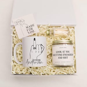 Zukünftige Frau, Verlobung, Geschenkbox für Sie, neue Frau Becher, Boho Braut, zum Brautduschengeschenk zu sein, personalisierter Name gerade verlobtes Geschenk für Frauen