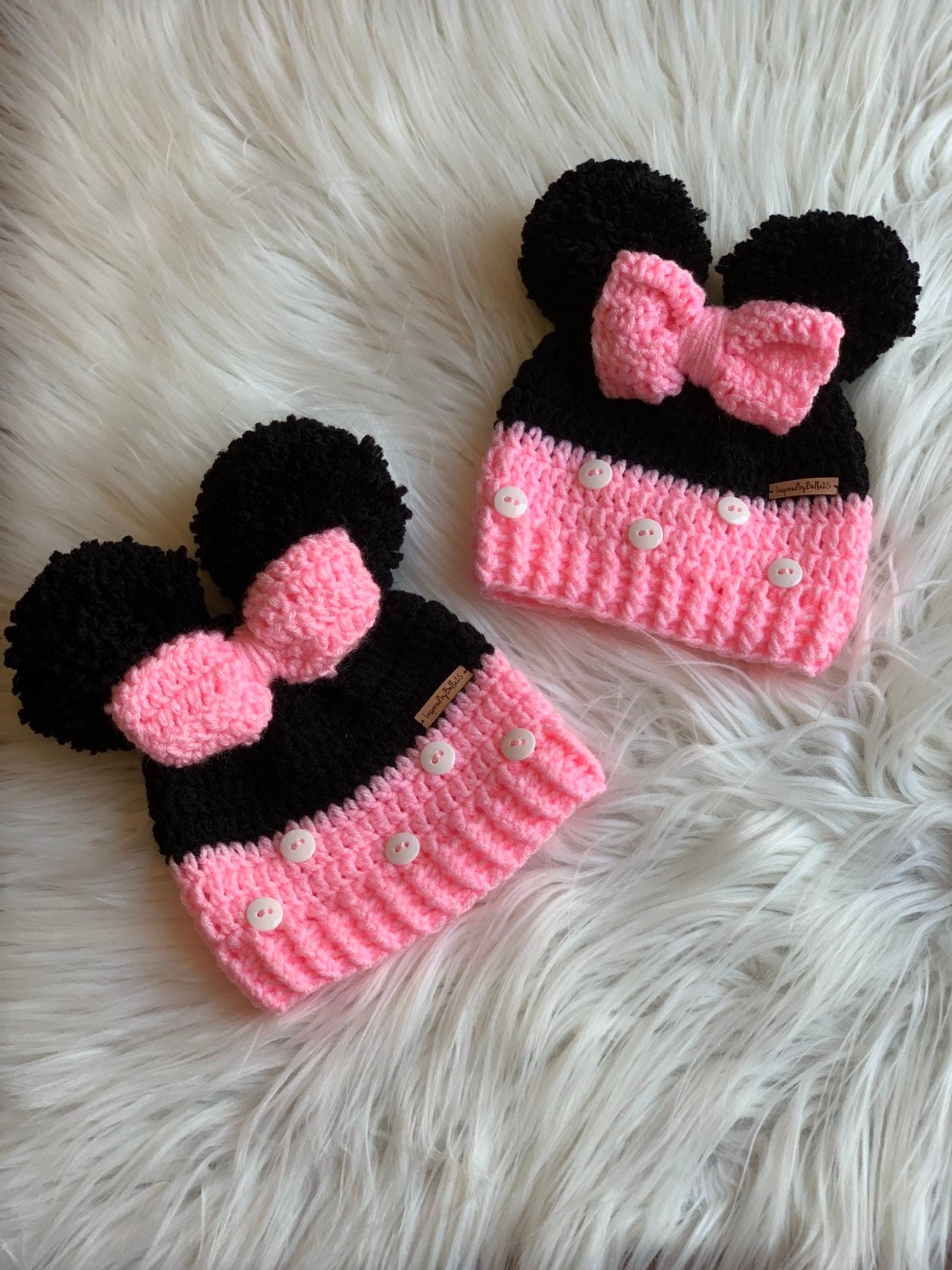 ミニーマウスのかぎ針編みの帽子、かぎ針編みの帽子、ミニーマウスの