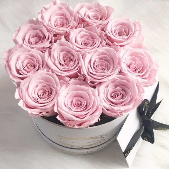 Pink rose bouquet for birthday