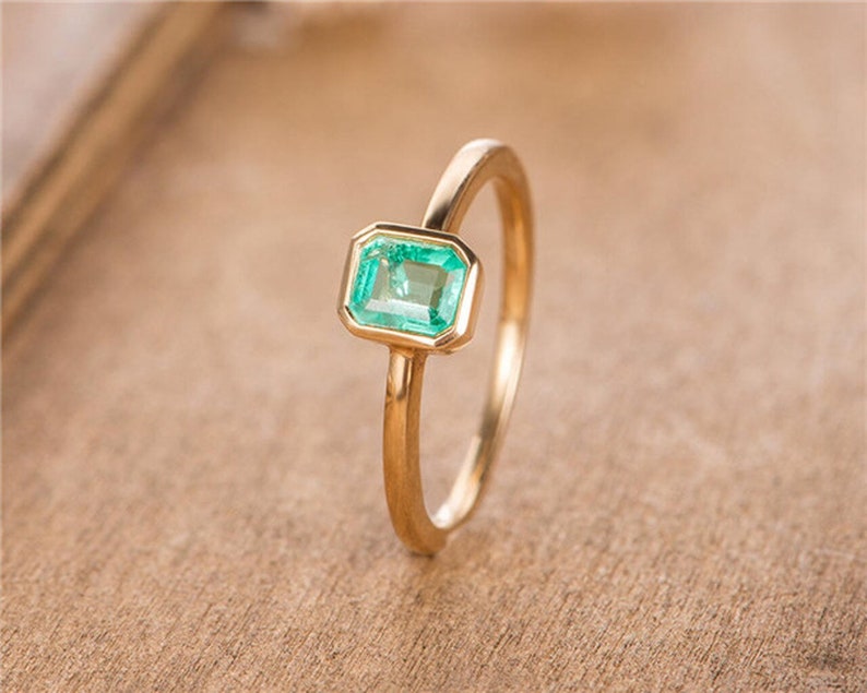 Solid 14k Gold Wedding Ring Emerald Engagement Ring Anniversary Rings Wedding Rings