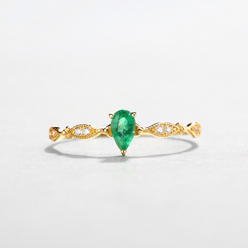14k gold ring Solid 14k gold pear cut natural emerald ring emerald ring gemstone ring