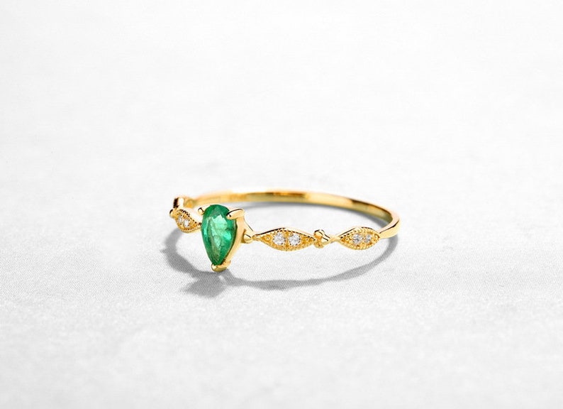 14k gold ring Solid 14k gold pear cut natural emerald ring emerald ring gemstone ring