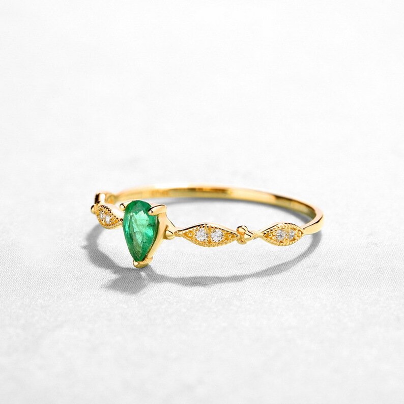 14k gold ring Solid 14k gold pear cut natural emerald ring emerald ring gemstone ring