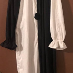 Clown Cosplay: Includes one piece suit and collar