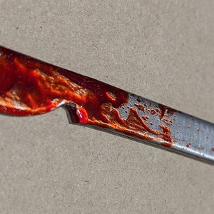 Cosplay Metal Scalpel (With or without blood)