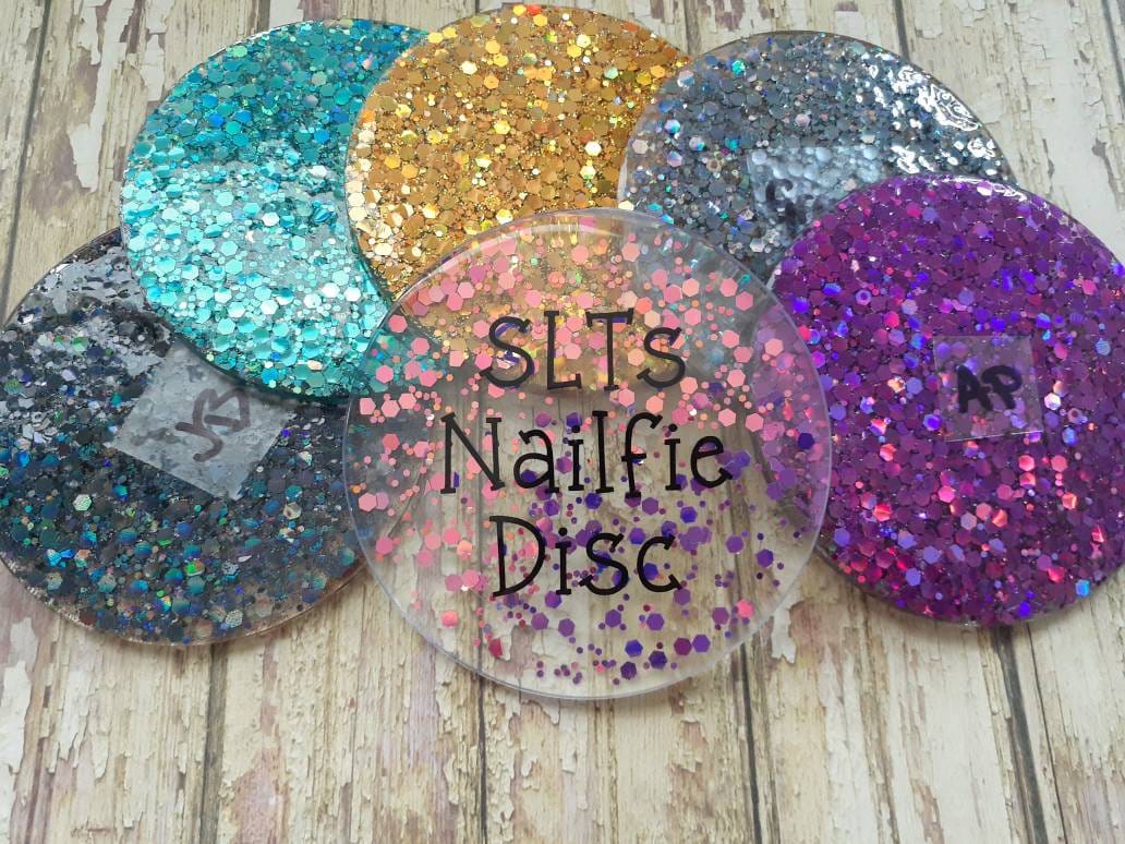 Nailfie disc, picture accessory, nail art, photography prop, glitter …