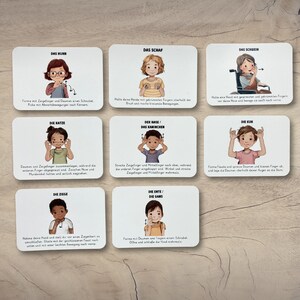 Flashcards Babygebaren Babygebarentaal - Montessorispeelgoed voor peuters - Kaartspel met dierenfiguren van Schleich®