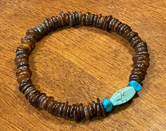 Shell Bead Stretch Bracelet