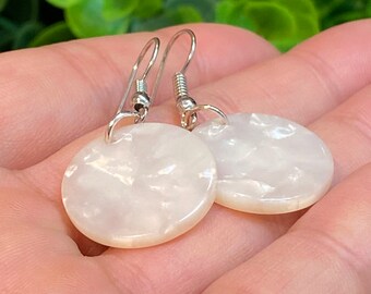 Zola Elements Pearl Earrings