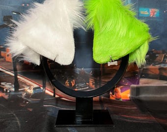 Construye tus orejas caninas divididas