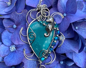 Talisman &quot;Enchanted Swell&quot; in hemimorphite, artisanal jewel, fairy jewel, natural stone