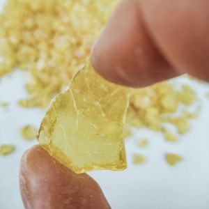 Premium Quality pine resin/ colophony, gum rosin, 100% pure, flakes, WW Grade, various quantities image 1