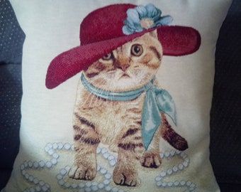 Jacquard tapestry cushion cover with cat in hat 45x45 cm.