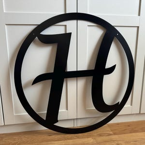 LAST NAME LETTER in Circle - House Monogram - Gate Letter - Steel Sign - Wall Art - SQ100SM