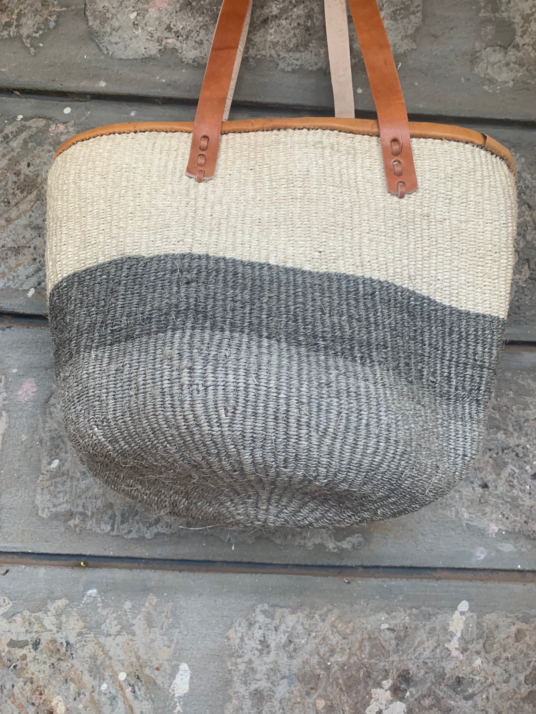 トートバッグ [Graymansion] Sisal Bag Medium from Kenya Kenya Sisal Bag - Etsy