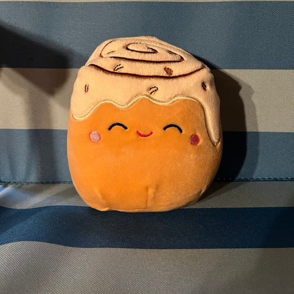 Personalized Plush - 5” Cinnamon Roll Squishmallow (No Bio Tag)