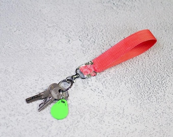 Keychain Wristlet with Loster Clasp Sewing Tutorial | Wristlet Key Chain | Key Chain Pattern | VIDEO + PDF