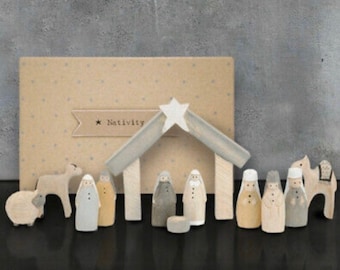 East of India Wooden Nativity Set / Nativity Set / Christmas / Christmas Decoration / Gift