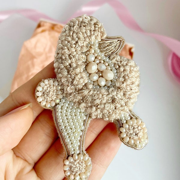 Bordado de caniche, regalos para amantes de los perros, regalo para amantes de las mascotas, joyería para perros, broche de perro