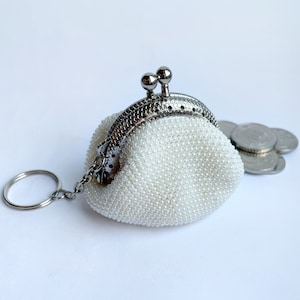 Minimalist wallet,crochet beaded coin purse,mini  purse keychain,jewelry case,Ukrainian seller