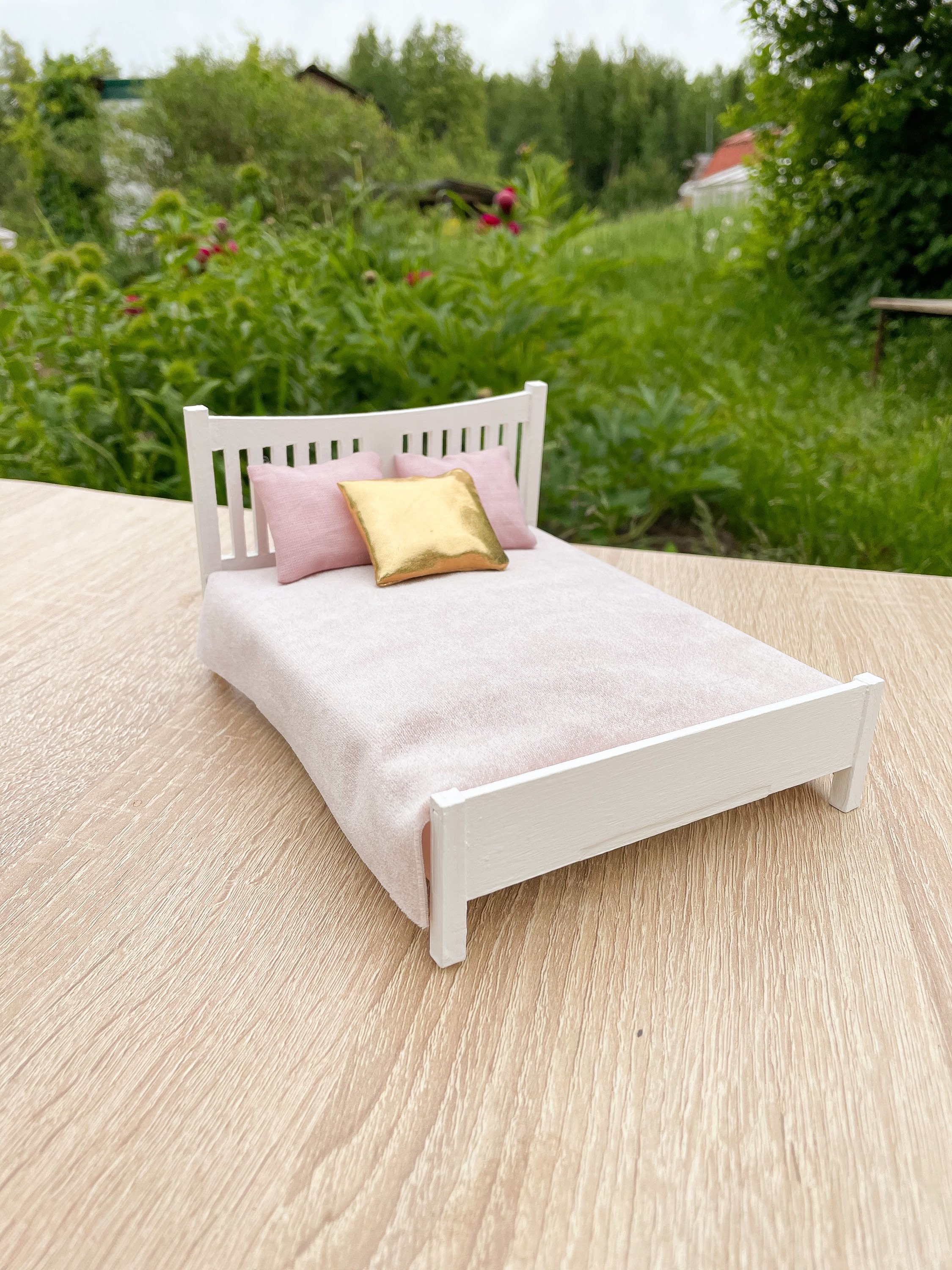 Dollhouse bed / Dollhouse furniture / Modern dollhouse/ 112 Etsy