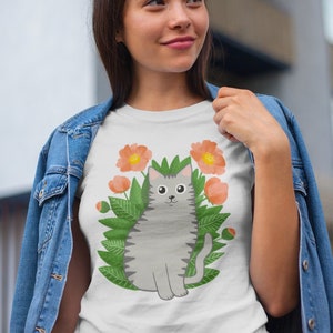 Gray Tabby Cat And Poppies T-Shirt