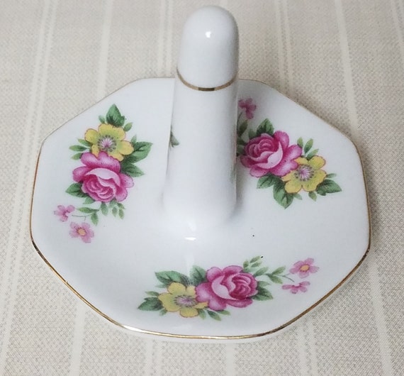 Vintage Ring Holder Ceramic Pink & Yellow Tea Rose Pattern w/Gilt Trim Jewelry Dish Storage Dressing Vanity Gift Heirloom Circa 1990s View 4