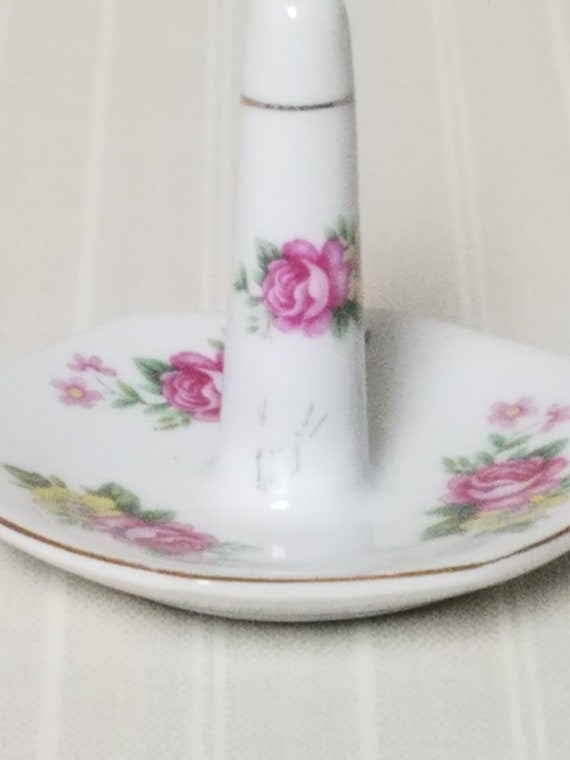 Vintage Ring Holder Ceramic Pink & Yellow Tea Rose Pattern w/Gilt Trim Jewelry Dish Storage Dressing Vanity Gift Heirloom Circa 1990s View 6